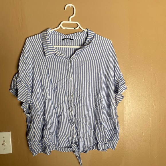 Plus size shirt - Picture 1 of 3